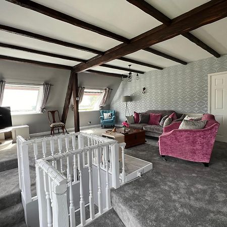 The Loft @ Brighouse Apartment Luaran gambar